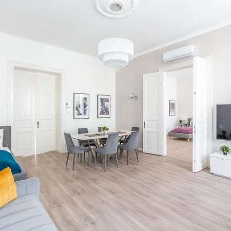 Exclusive Downtown Apartment In The Heart Of Budapeşte Dış mekan fotoğraf