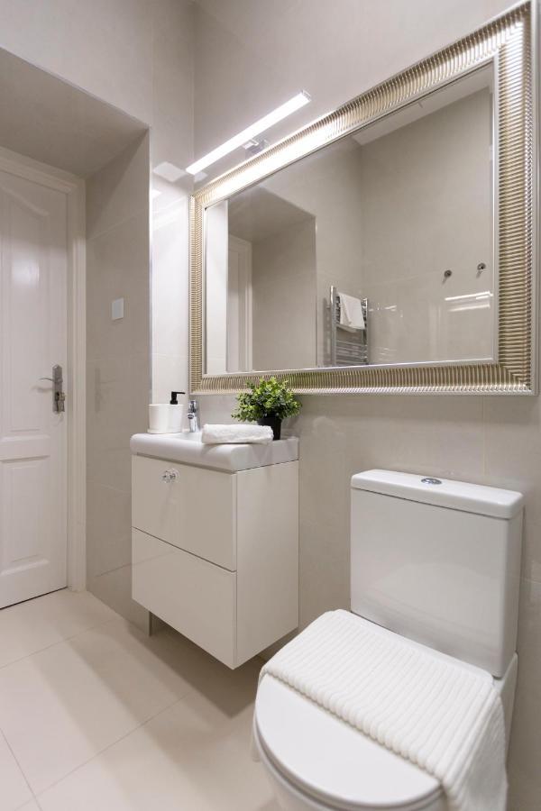Exclusive Downtown Apartment In The Heart Of Budapeşte Dış mekan fotoğraf